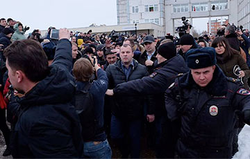 Тысячи жителей Волоколамска вышли на площадь