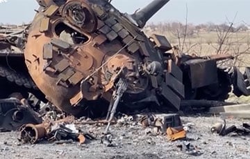 Застрявшие в грязи московитские танки и кофе для украинских военных: как выглядит наступление ВСУ в Киевской области