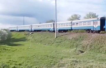 В Горках задымился дизель-поезд с 220 пассажирами