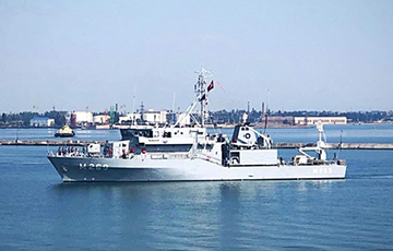 Фотофакт: В порт Одессы зашли шесть военных кораблей НАТО