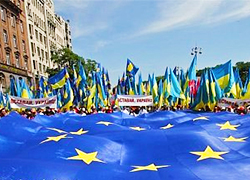 Белорусов Украины призвали поддержать проевропейский выбор