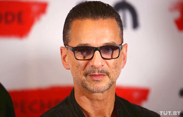 Минские врачи не могут определить, чем заболел вокалист Depeche Mode