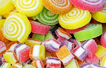 В Беларуси запретили конфеты из Китая