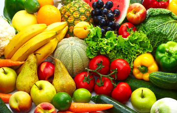 Эксперты рассказали, у каких фруктов и овощей не стоит удалять кожуру