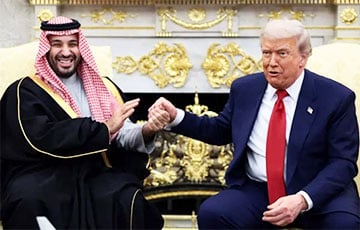 Дональд Трамп принимает в Белом доме саудовского принца Мохаммеда