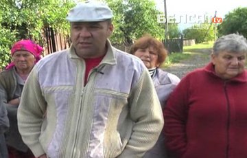 Жители Мозыря остались без дорог и водостока