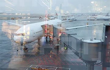 Boeing московитской авиакомпании загорелся прямо на взлете в аэропорту Москвы