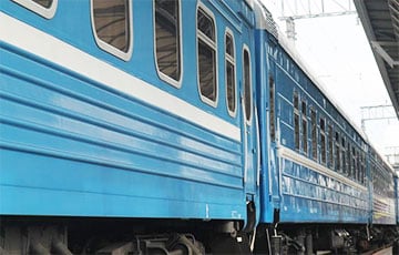Поезд Адлер — Минск задерживается более чем на шесть часов
