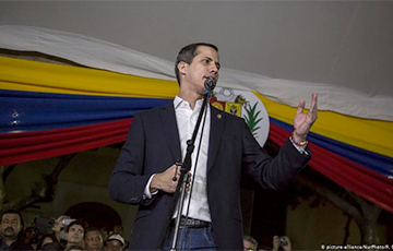 Хуан Гуайдо вернулся в Венесуэлу