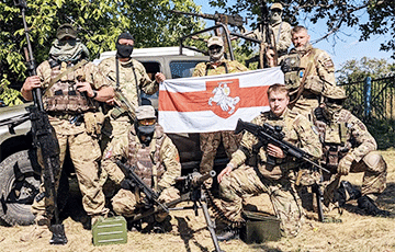 Украина наградит бойцов полка Калиновского стальными крестами «За вашу и нашу свободу»