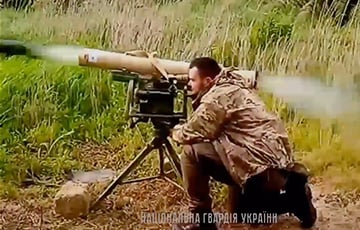В Сети появилось видео, как украинский воин жжет оккупантов на расстоянии 2,5 км