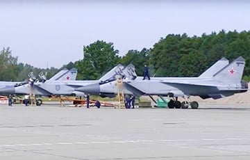 В Крыму уничтожены два московитских МиГ-31, С-400 и склад с топливом