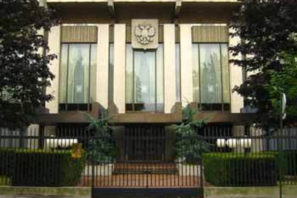Посольство сообщило о поиске находившейся в парижском «Батаклане» россиянки