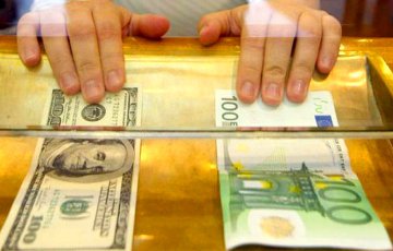 Доллар на торгах в Минске снова превысил 17 600 рублей