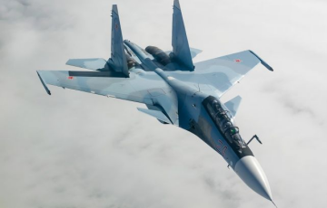 В Беларусь прилетели московитские истребители Су-30СМ2
