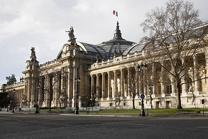 На выставке в Париже украли шкатулку с драгоценностями на 200 тысяч евро