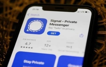 Скандал с чатом Signal: на пятерых высокопоставленных чиновников Трампа подали в суд