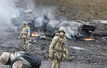 Украинские военные при поддержке авиации уничтожили московитскую пехоту в лесу