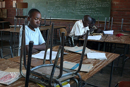 Борьба с алкоголизмом в Зимбабве привела к запрету каш в школах