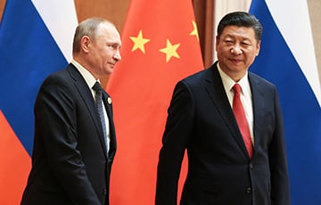 «Китай держит на цепи Путина»