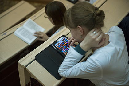 Российский рынок планшетов упал на треть