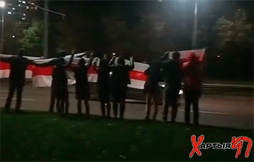 Жители Витебска вышли на вечернюю акцию солидарности