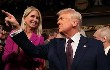 Демократы в Конгрессе устроили протест во время выступления Трампа