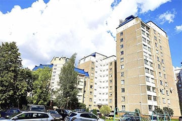 На крыше многоэтажки в Гродно построили жилой дом