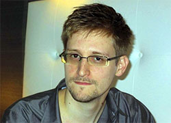 Эквадор опроверг выдачу документов Сноудену