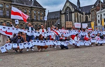 Амстердам вышел на марш в поддержку белорусов