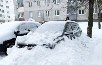Беларусам начали приходить «повестки» за неуборку снега вокруг авто