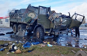 Под Одессой оккупанты готовят высадку десанта и сбрасывают кассетные бомбы