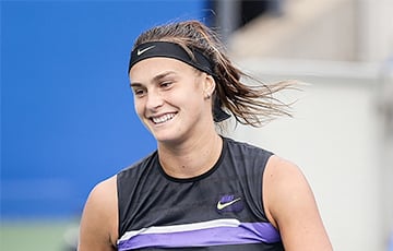 Соболенко вслед за Азаренко вышла в полуфинал Australian Open