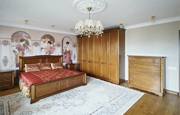 Минске продают квартиру советской номенклатуры