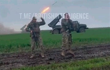 Залпы БМ-21 «Град» выжигают позиции оккупантов с украинской земли