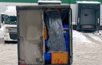 Возле границы Беларуси с Московией остановили грузовик с подозрительными посылками