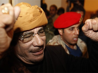 Каддафи предложил мятежникам переговоры о передаче власти