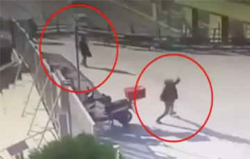 В Стамбуле террористы устроили стрельбу перед зданием суда