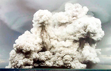 Ученые: Вулкан Тонга породил самые быстрые волны на Земле