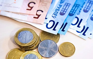 Эксперт: Беларусский рубль перешел к полноценной девальвации