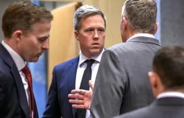 В Абу-Даби начались переговоры США, Московии и Украины по мирному плану Трампа