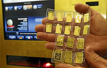 В Египте поставили банкомат, выдающий вместо денег золотые слитки