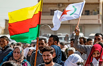 Сирийские курды объявили мобилизацию в связи с наступлением Турции