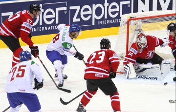 Сборные России и Канады вышли в полуфинал ЧМ по хоккею