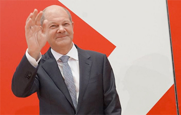 Президент Германии официально отправил Шольца и его правительство в отставку