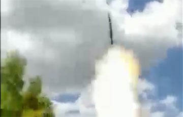 Украинский комплекс С-300 сбивает воздушную цель врага: редкое видео