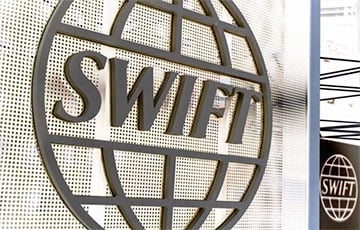 Стало известно, какие белорусские банки могут отключить от SWIFT