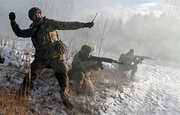 Видеофакт: Украинский военный ликвидировал двух оккупантов в стрелковом бою