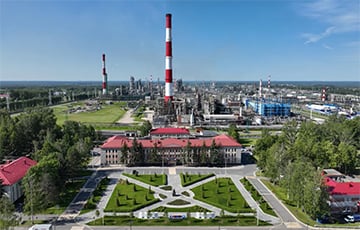 Украина ударила по последнему НПЗ, снабжающему Москву и Московскую область