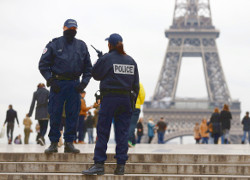 Во Франции сохраняется высшая степень угрозы террора